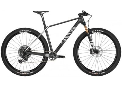 2024-Canyon-Exceed-CF-SLX-Mountain-Bike-01